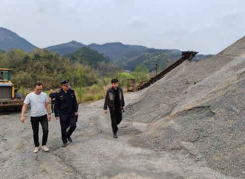 部门联动，高效推动信访件办理